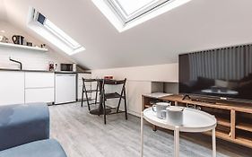 Le Coquet Logement Climatise Face A La Cathedrale - 3G